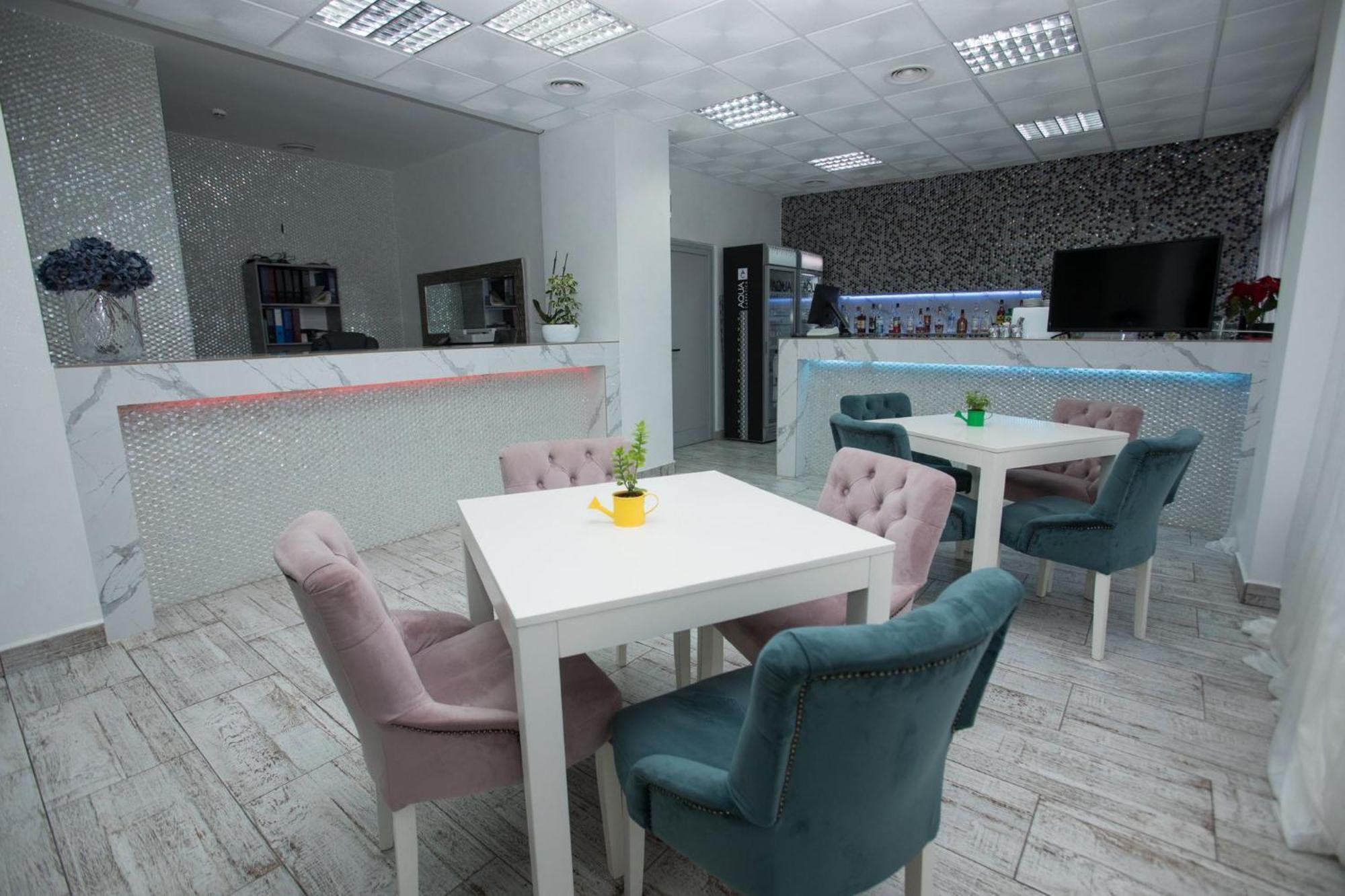 Magnific Hotel Bors Экстерьер фото