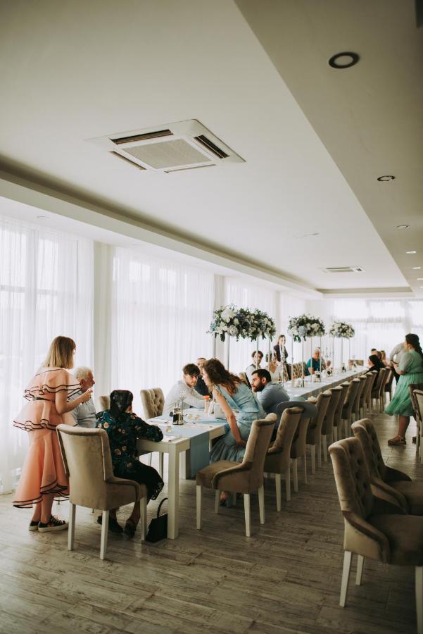 Magnific Hotel Bors Экстерьер фото